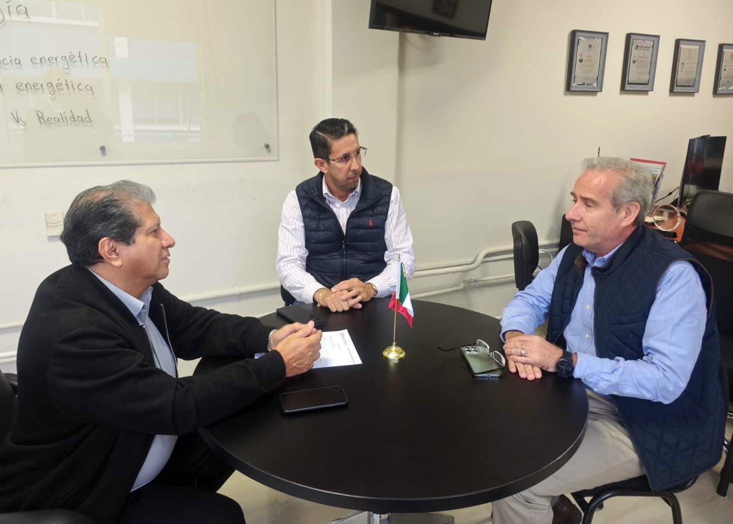 Vinculación Con Universidad Cristóbal Colón: programa Embajador CMIC