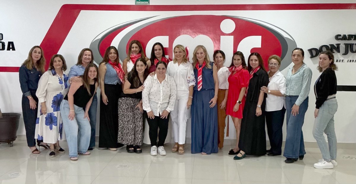 Entrega de donativo a AMANC Veracruz